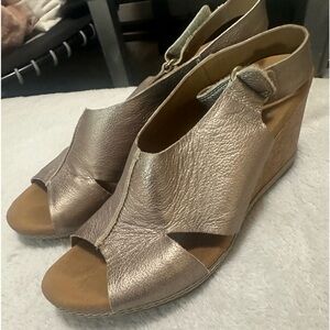 Clarks Helio Float Slingback Wedge Peep Toe Sandals Leather Women's 8.5 New